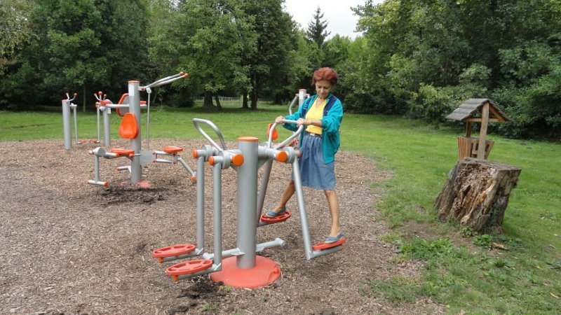 DSC00601 00.JPG - Kár, hogy még kevés van az ilyen játszótérből.